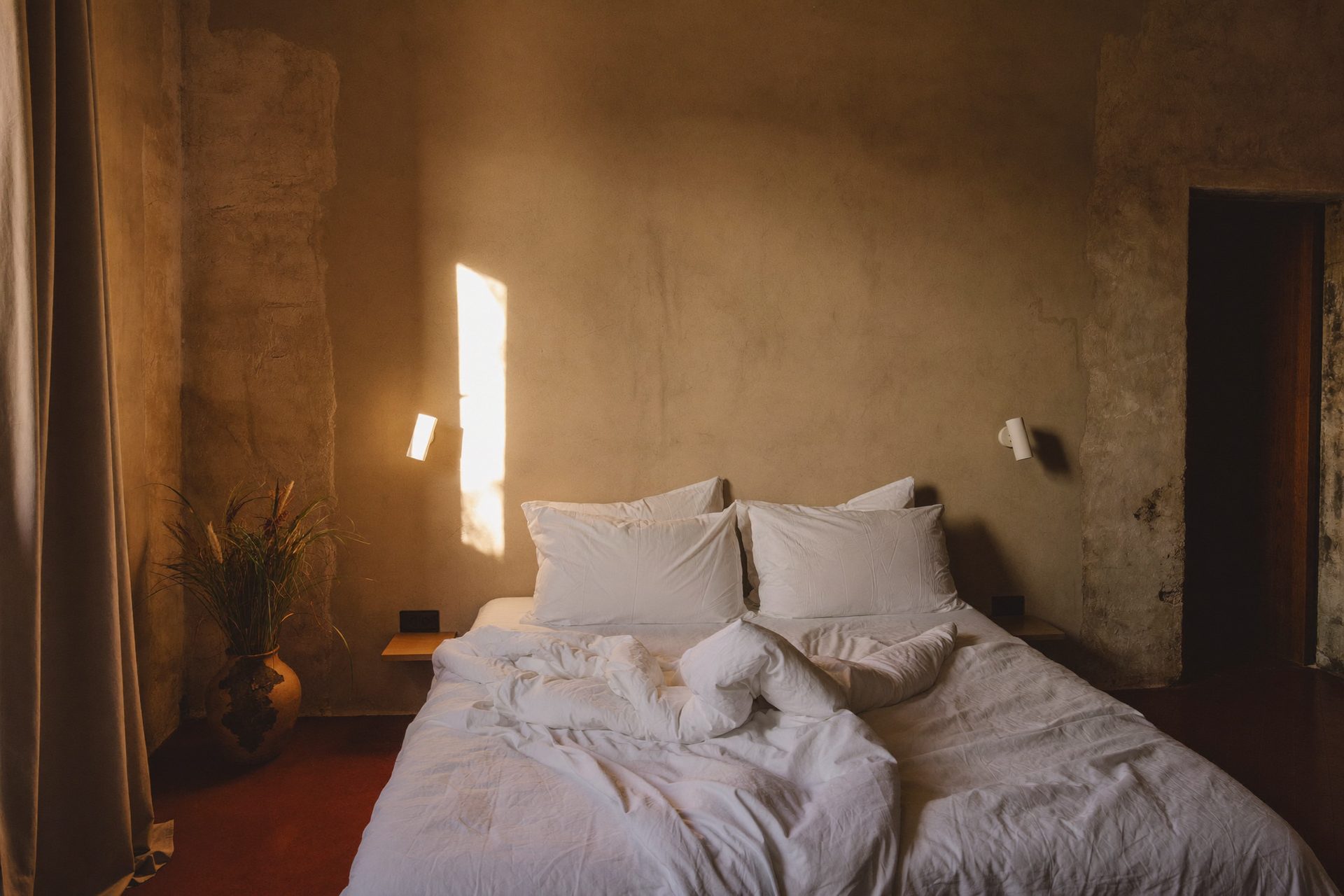 Habitación Doble Jardín con luz de la mañana